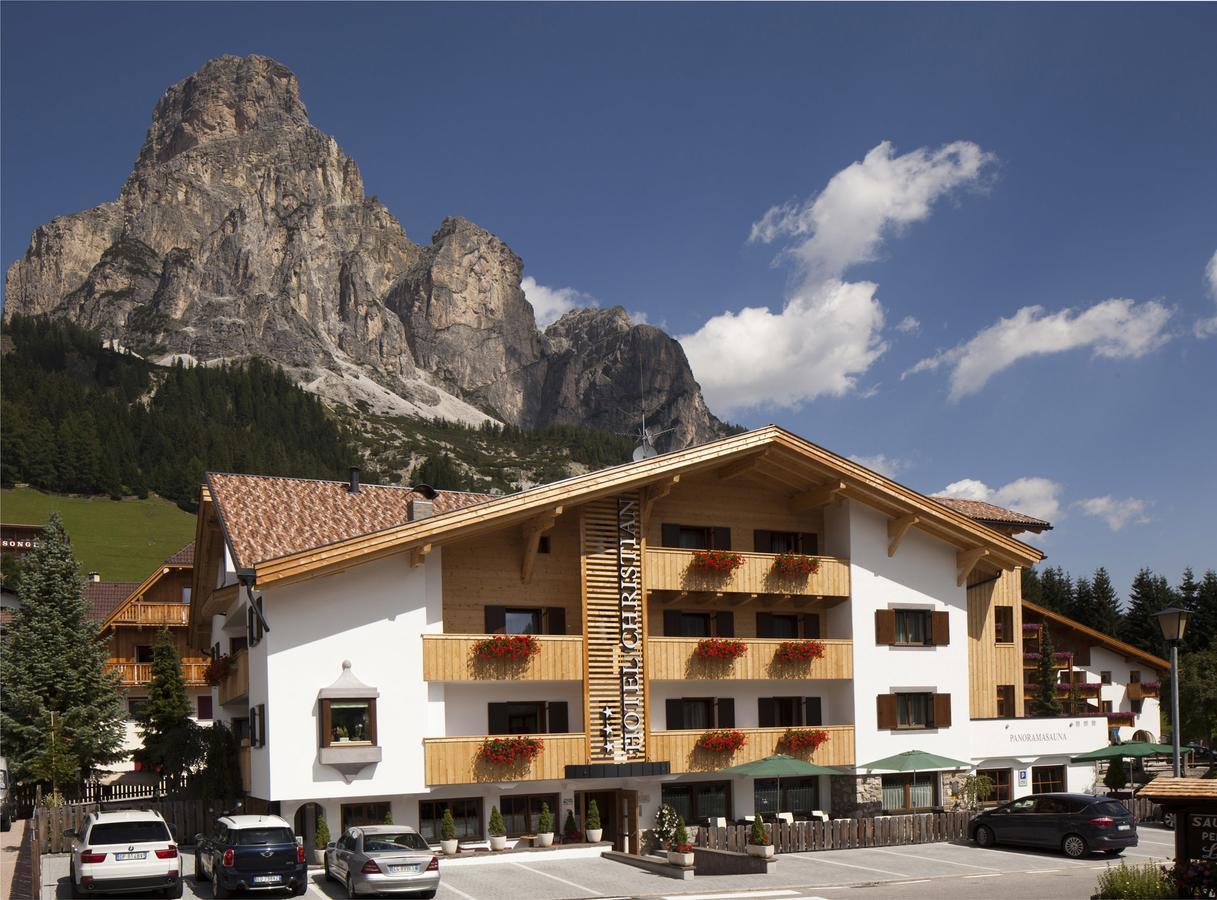 Hotel Christian Corvara In Badia Exterior foto